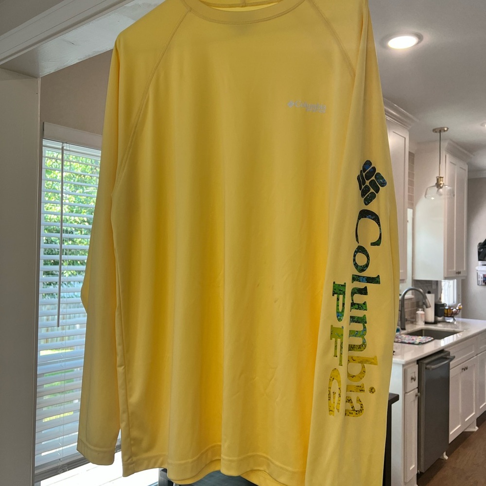 Columbia PFG Omni Shield Size L